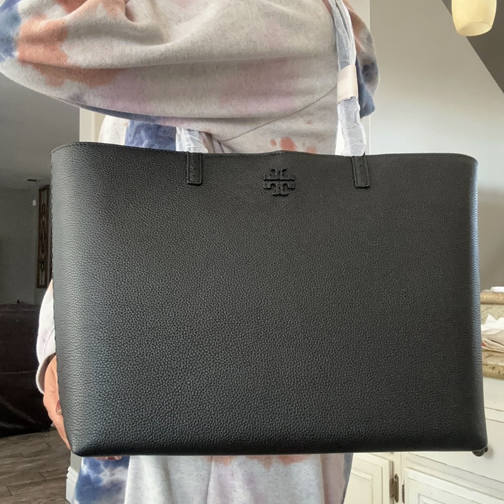 New Tory Burch McGraw tote in black - Picture 7 of 7